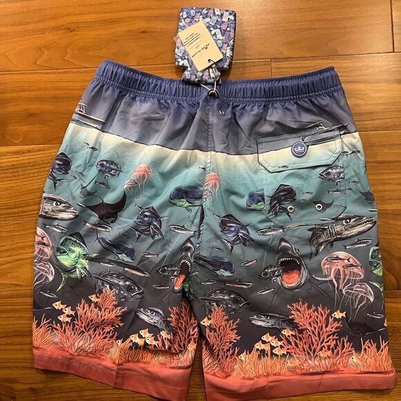 COPY - Peter Millar men’s shark swim trunks NWT size large - Picture 8 of 12